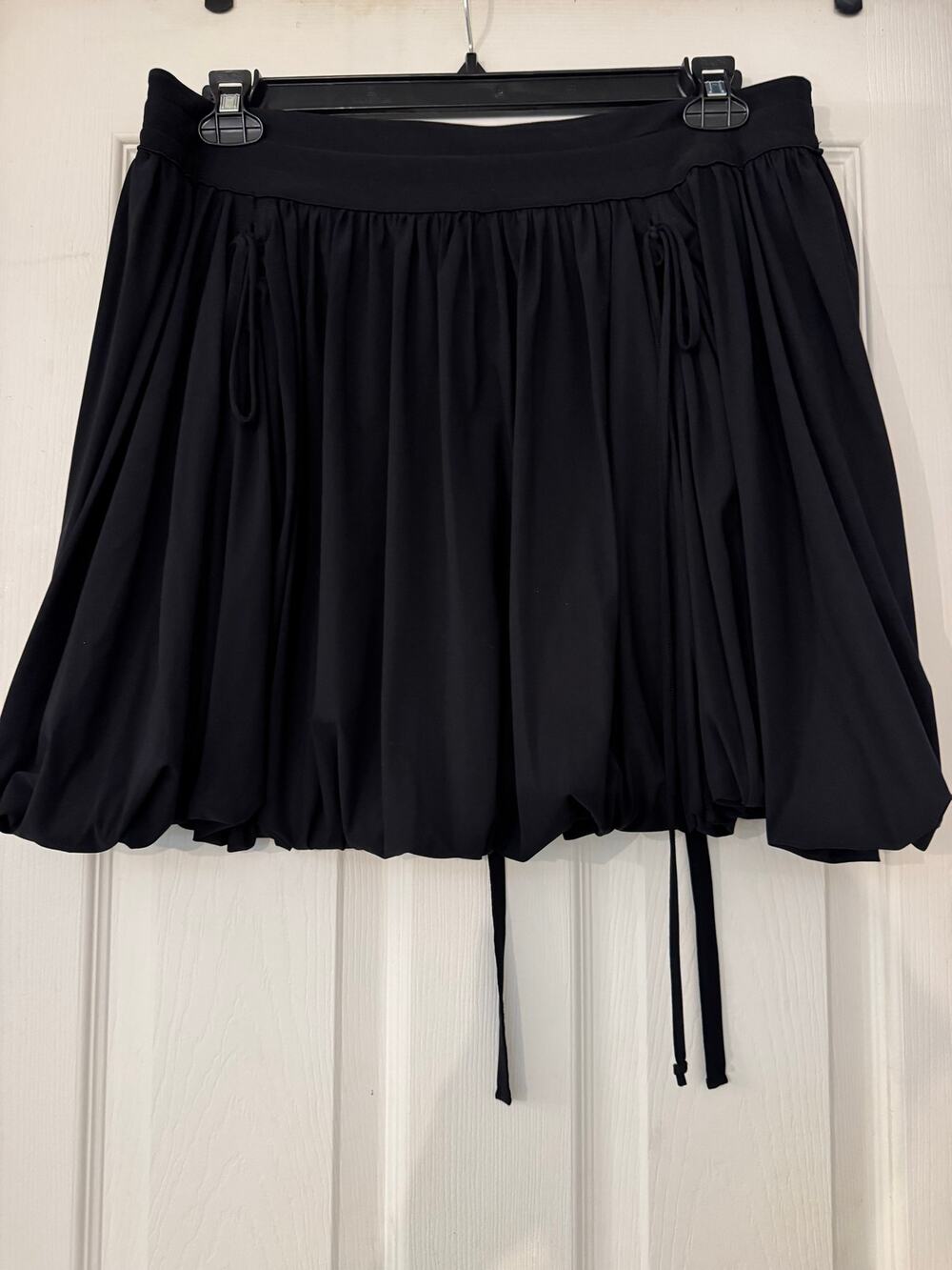 Marithé François Girbaud Black Balloon Bubble Hem Mini Skirt Tie size 7 ( sz S)